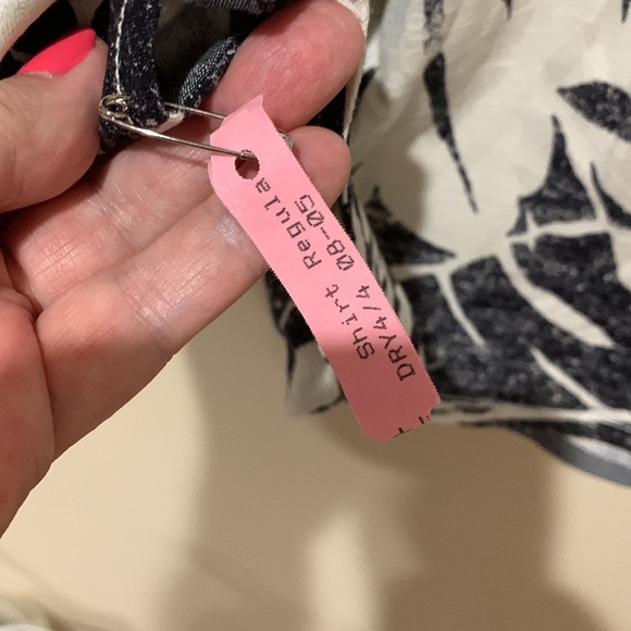 Tommy Bahama SILK shirt - Picture 6 of 11